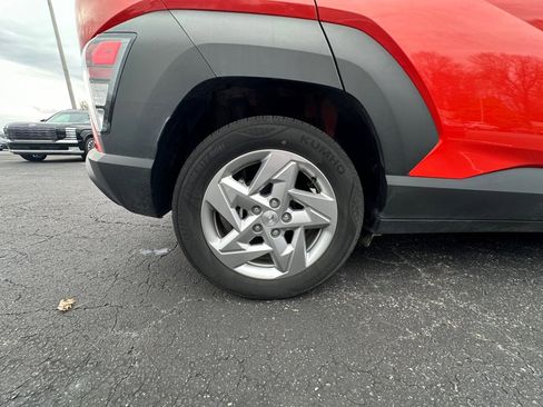 Certified 2024 Hyundai Kona SE image 23