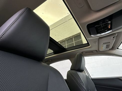 Used 2025 Lexus NX 350 AWD w/ Luxury Package image 17