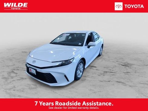 Certified 2026 Toyota Camry LE FWD image 5