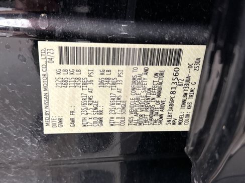 Used 2023 Nissan Rogue S AWD/4WD image 11