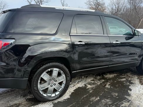 Used 2017 GMC Acadia Limited SLT image 10