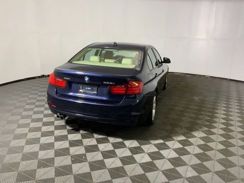 Used 2013 BMW 328i xDrive Sedan AWD/4WD image 7