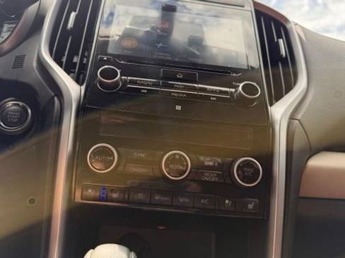Used 2021 Subaru Ascent Touring w/ Popular Package #2A AWD/4WD image 31