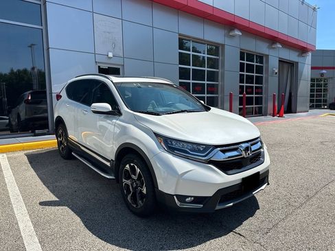 Used 2018 Honda CR-V Touring image 1