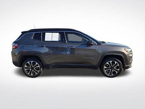 Used 2022 Jeep Compass Limited AWD/4WD image 2