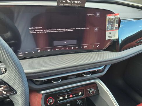 New 2025 Audi SQ5 Premium Plus image 27