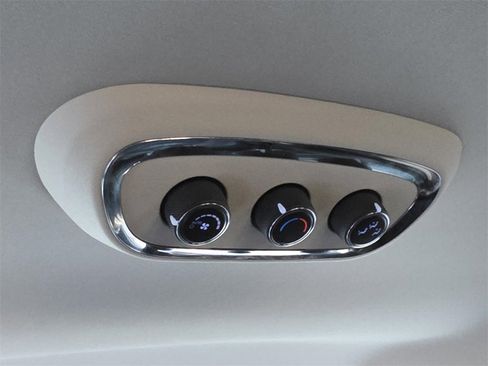 Used 2020 Dodge Durango SXT image 10