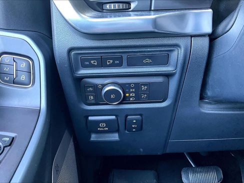 Used 2021 Ford F150 Lariat w/ Equipment Group 502A High AWD/4WD image 33