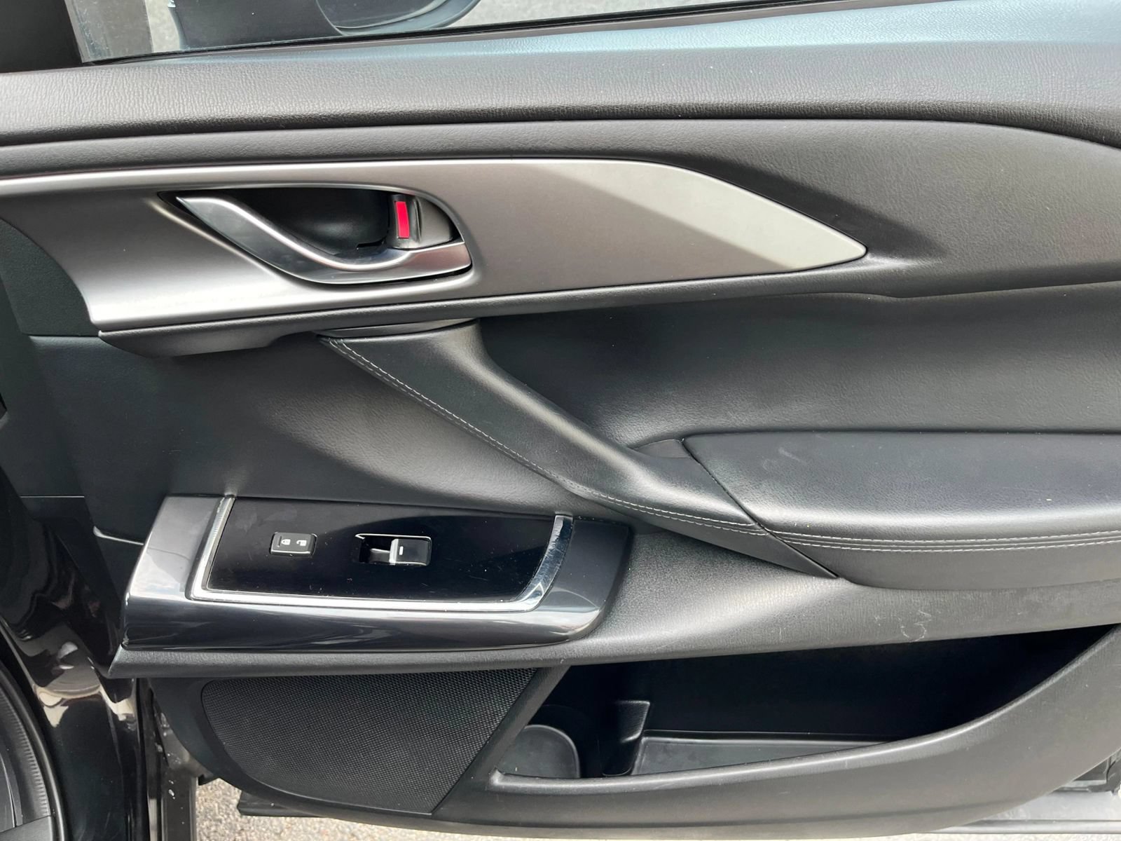 Used 2018 MAZDA CX-9 Touring FWD image 38