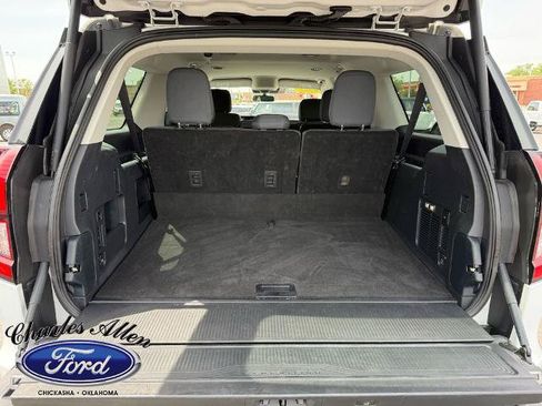 Used 2025 Ford Expedition Max Active AWD/4WD image 17