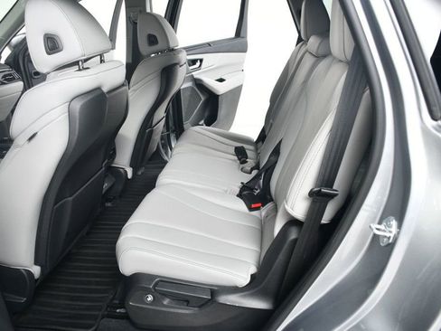 Used 2024 Acura MDX FWD w/ Technology Package image 31