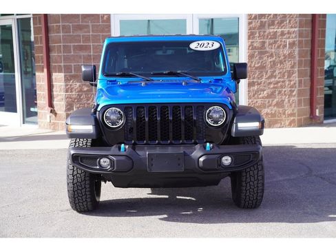 Used 2023 Jeep Wrangler Unlimited w/ Cold Weather Group AWD/4WD image 2