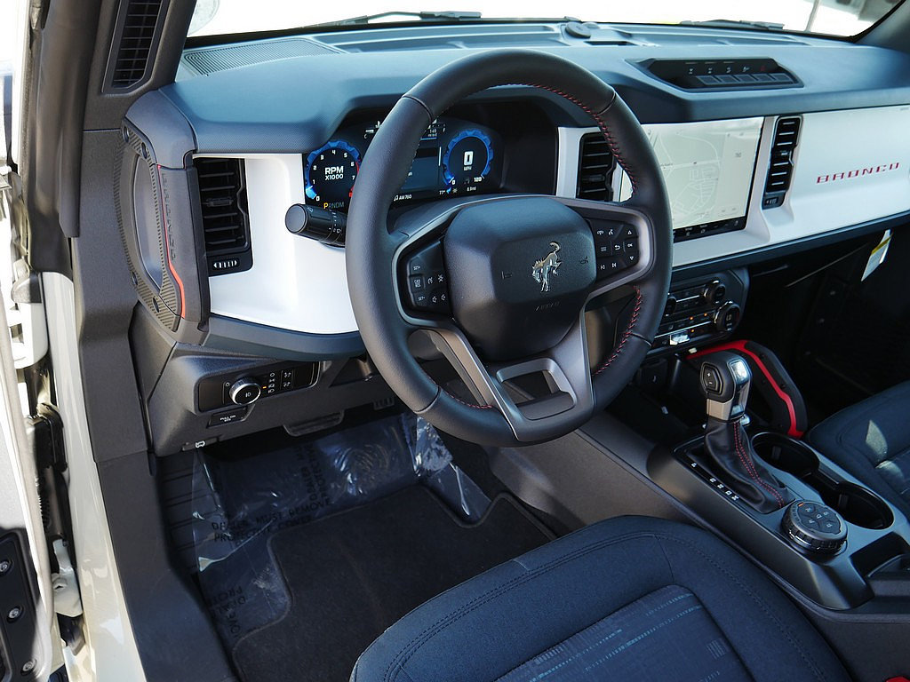 New 2026 Ford Bronco Heritage Edition AWD/4WD image 11
