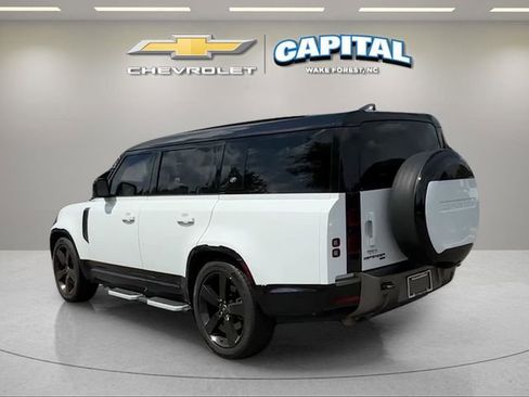 Used 2023 Land Rover Defender 130 X-Dynamic SE AWD/4WD image 3