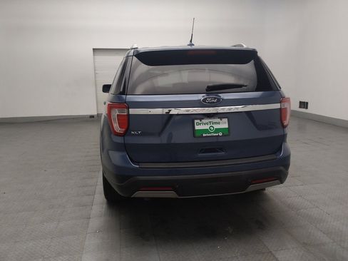 Used 2019 Ford Explorer XLT w/ Equipment Group 201A FWD image 6