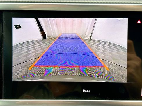 New 2025 Audi Q3 2.0T Premium image 14