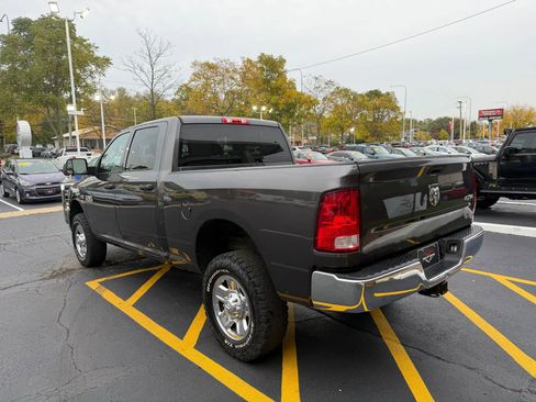 Used 2018 RAM 2500 Tradesman w/ Chrome Appearance Group image 5