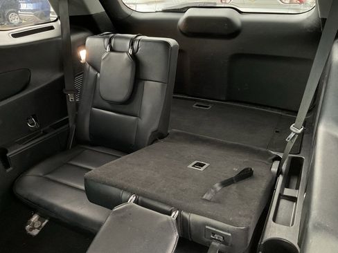 Used 2023 Ford Explorer Limited image 19