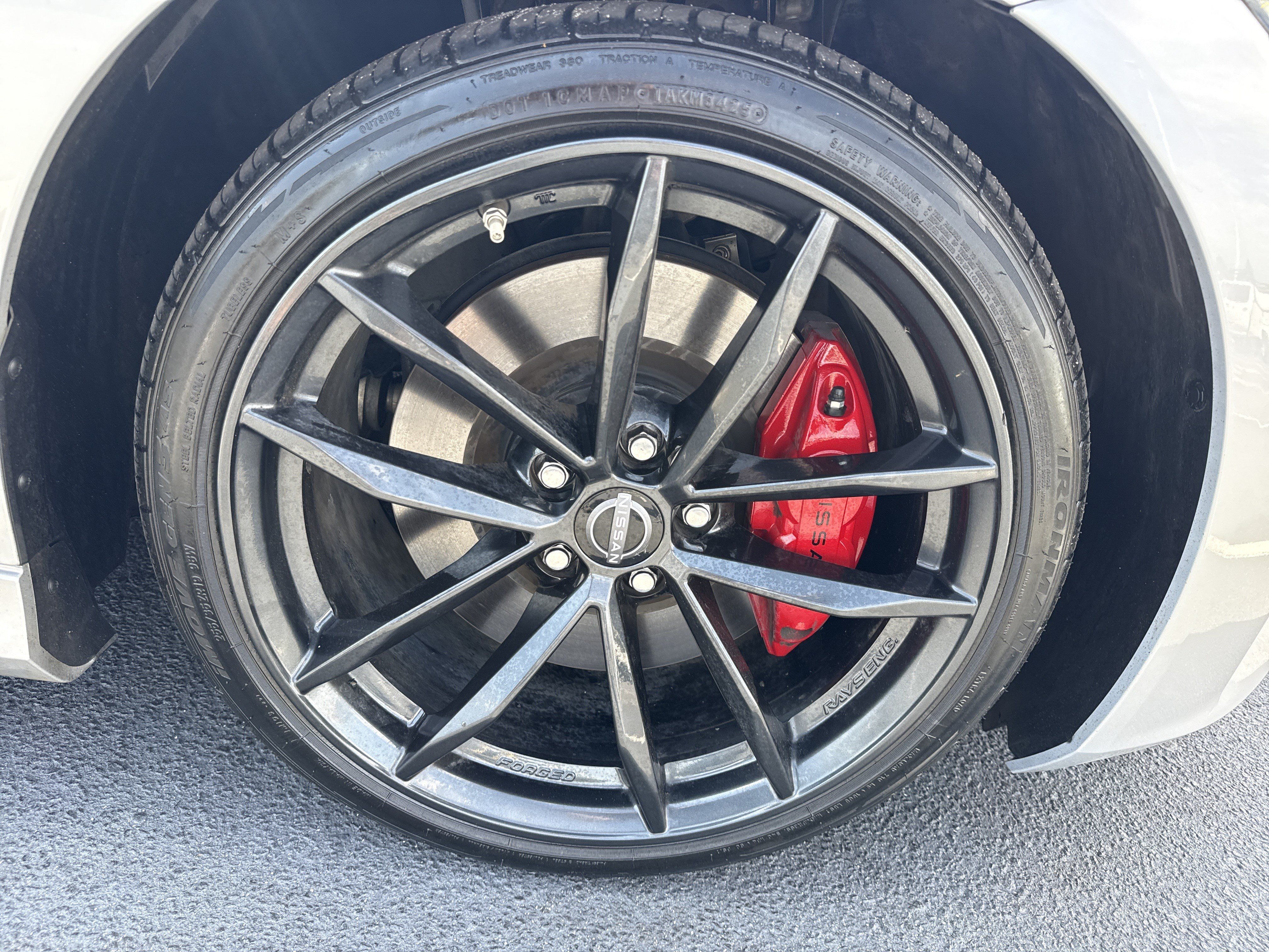 Used 2025 Nissan Z Performance w/ Floor Mat Package RWD image 12