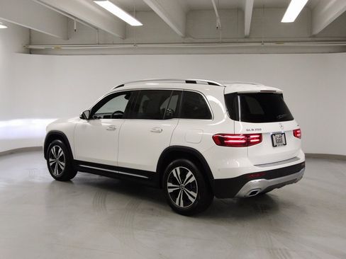 Certified 2025 Mercedes-Benz GLB 250 4MATIC image 8