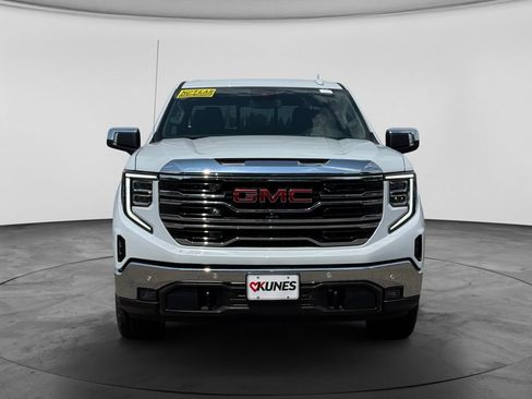 New 2026 GMC Sierra 1500 SLT w/ SLT Premium Plus Package AWD/4WD image 2