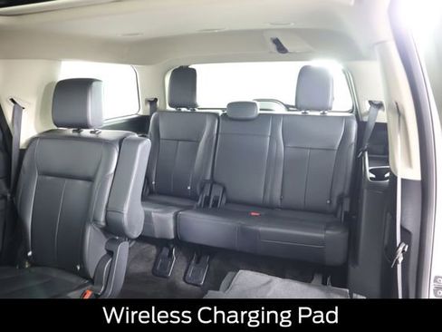 Certified 2023 Ford Expedition XLT image 38