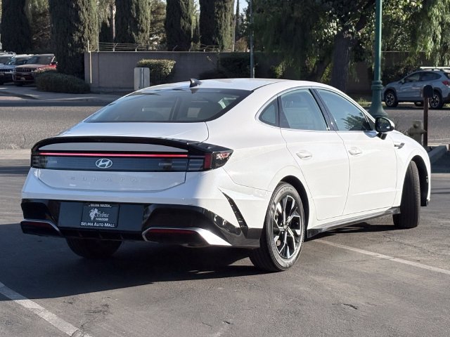 Used 2025 Hyundai Sonata SEL FWD image 5
