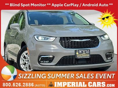 Used 2022 Chrysler Pacifica Touring-L