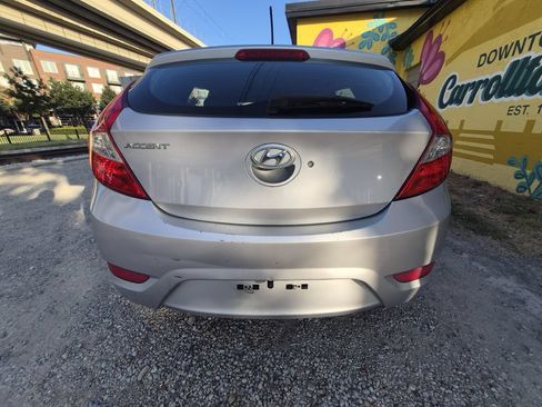 Used 2017 Hyundai Accent SE FWD image 10