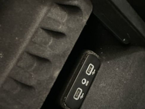 Used 2018 Dodge Charger GT w/ Navigation & Travel Group image 24