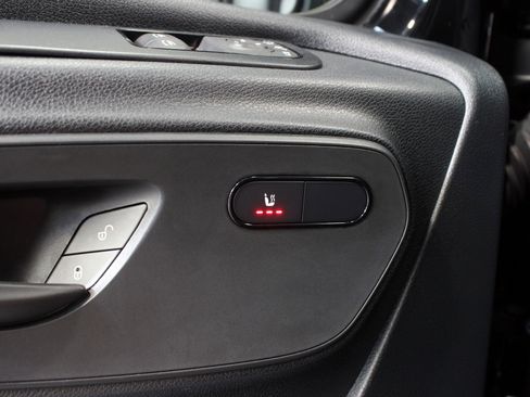 Used 2024 Mercedes-Benz Sprinter 2500 image 69