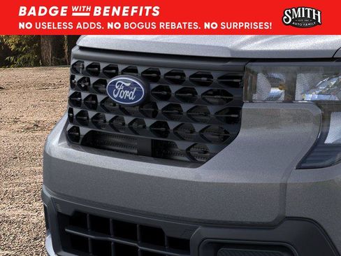 New 2025 Ford Maverick XLT image 19