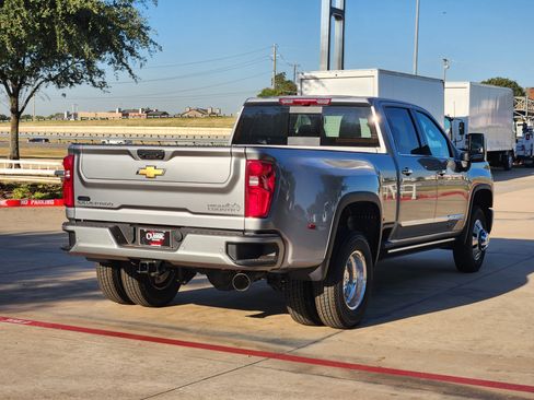 New 2026 Chevrolet Silverado 3500 High Country w/ High Country Premium Package image 15