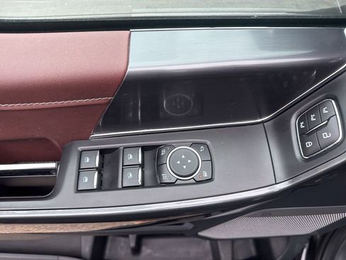 Used 2023 Ford F150 Lariat w/ Equipment Group 502A High image 9