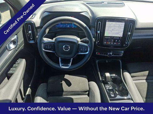 Certified 2023 Volvo XC40 B5 Plus w/ Climate Package AWD/4WD image 12