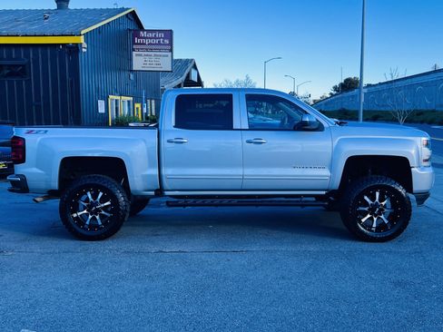Used 2017 Chevrolet Silverado 1500 LT w/ All Star Edition image 5