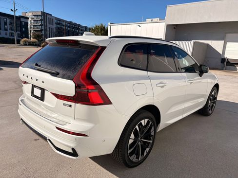 Used 2026 Volvo XC60 B5 Plus w/ Protection Package Premier image 9