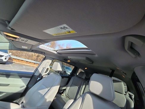 Used 2019 Honda Odyssey EX-L image 9