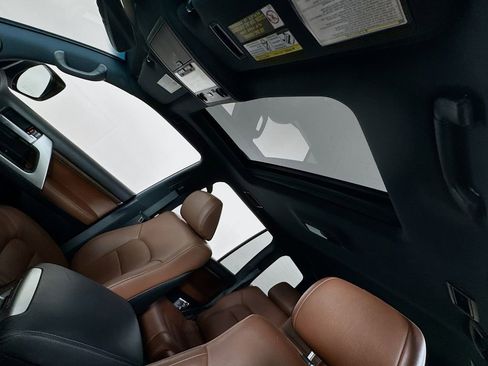 Certified 2020 Toyota Land Cruiser Base image 18