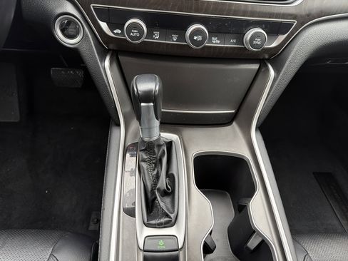 Used 2019 Honda Accord EX-L image 21
