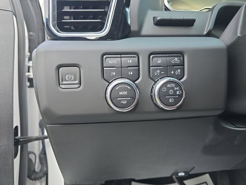 Used 2023 GMC Sierra 1500 Denali Ultimate image 22