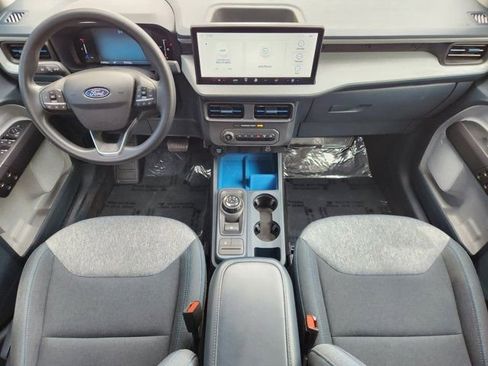 Used 2025 Ford Maverick XLT w/ Equipment Group 301A image 27