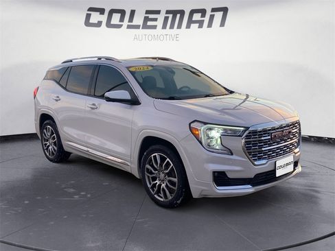 Used 2024 GMC Terrain Denali w/ Denali Premium Package image 7
