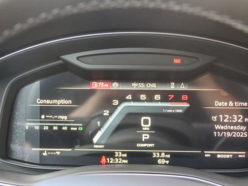 New 2026 Audi SQ8 Prestige AWD/4WD image 24