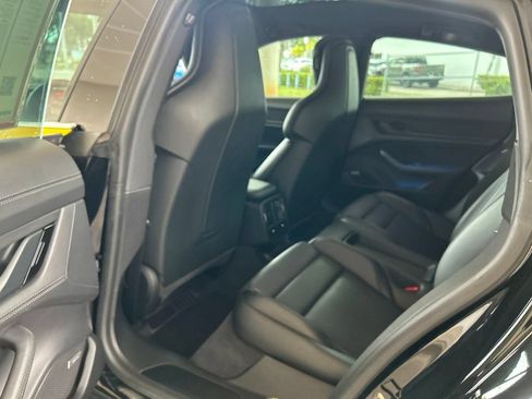 Used 2020 Porsche Taycan 4S AWD/4WD image 36
