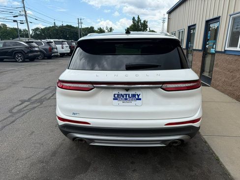 Used 2020 Lincoln Corsair AWD w/ Premium Package image 7