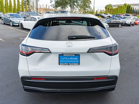 New 2026 Honda HR-V LX image 7