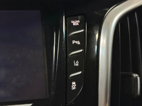 Used 2015 Cadillac Escalade Premium AWD/4WD image 41
