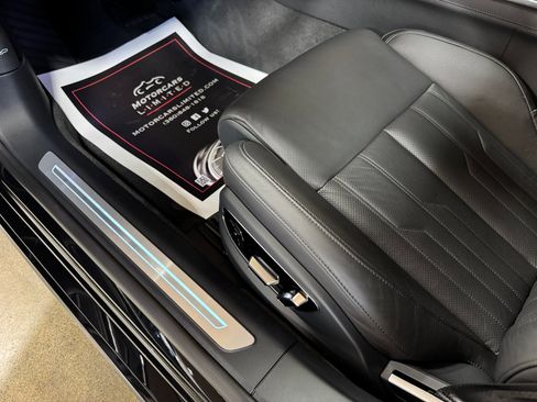 Used 2023 Audi A8 L 3.0T w/ Luxury Package image 24