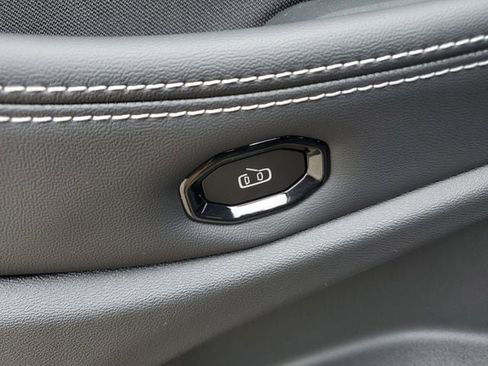 New 2026 Jeep Cherokee Laredo image 16